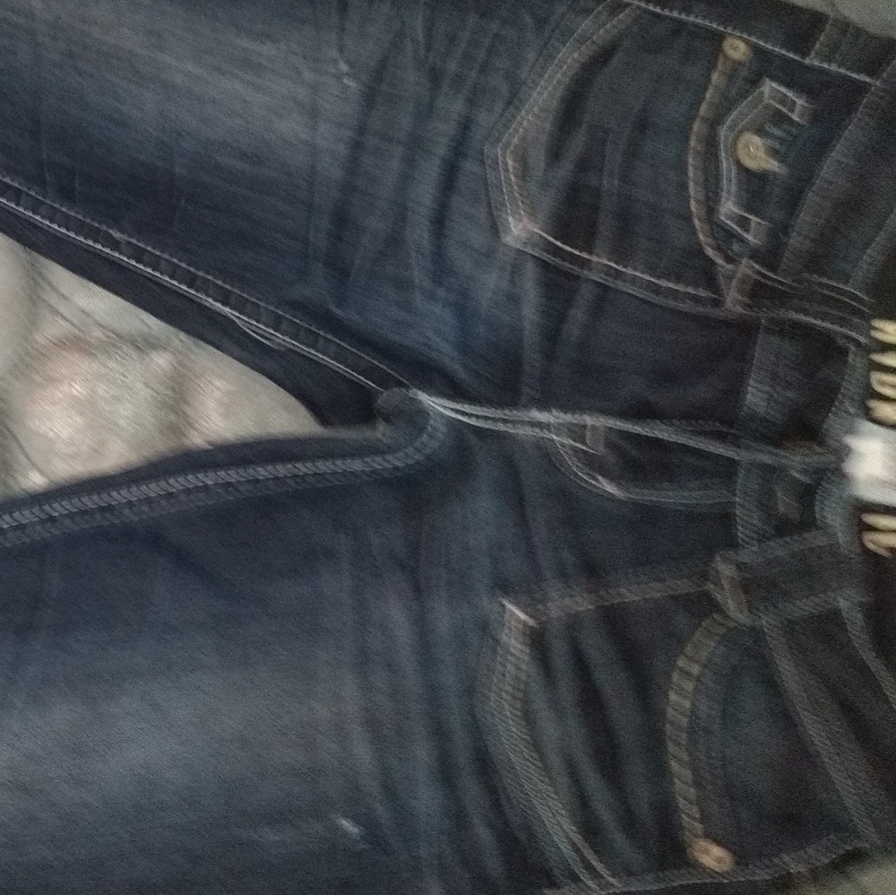 Capris - Picture 2 of 3